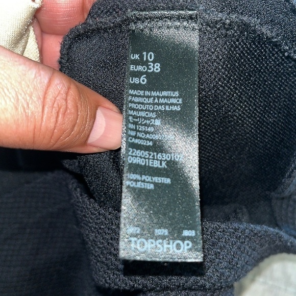 TopShop Black Short Sleeve Thermal Skater Fit & Flare Dress Sz US 6 - Picture 7 of 7